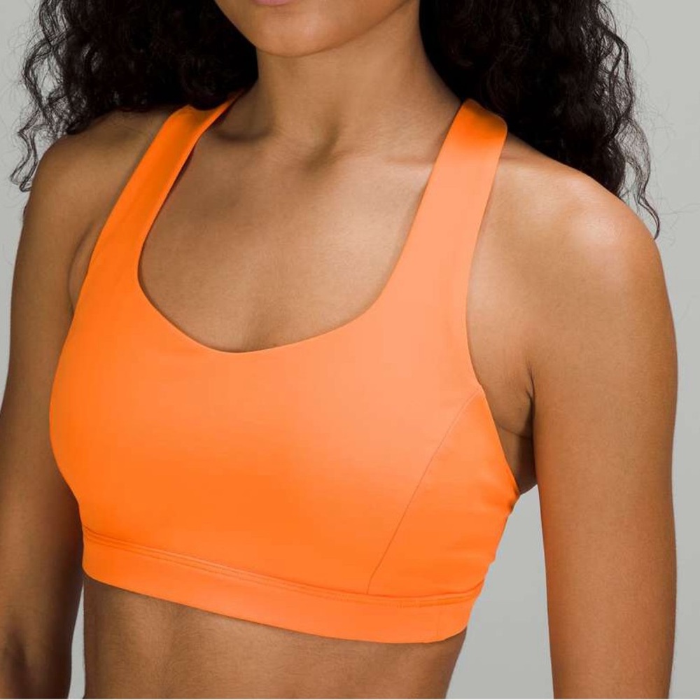 Lululemon Free to Be Serene Bra